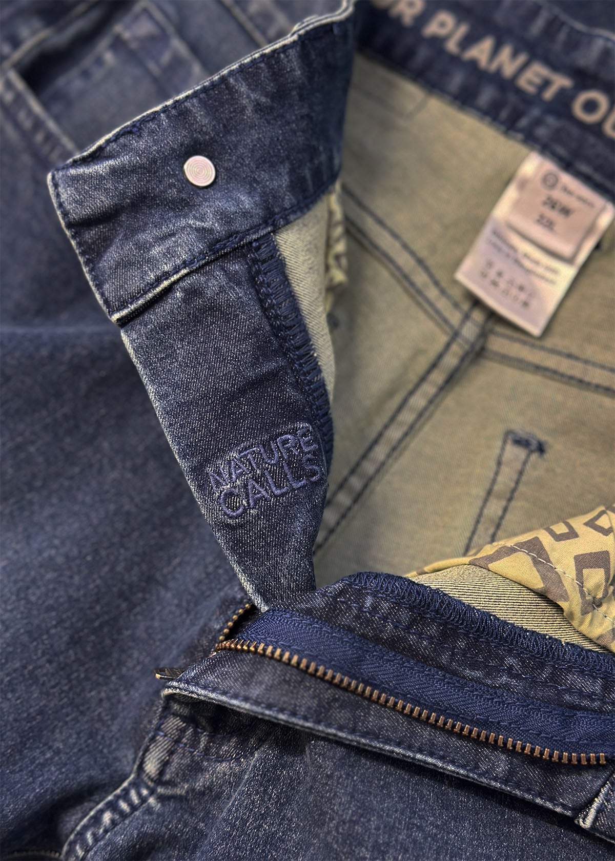 3rd rock sustainable denim jeans are calling, nature calls